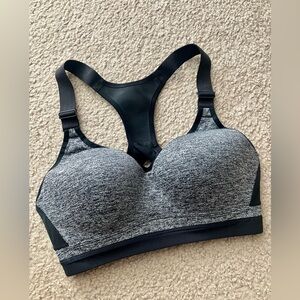 VICTORIA’S SECRET 🖤🩶 sexy sports bra